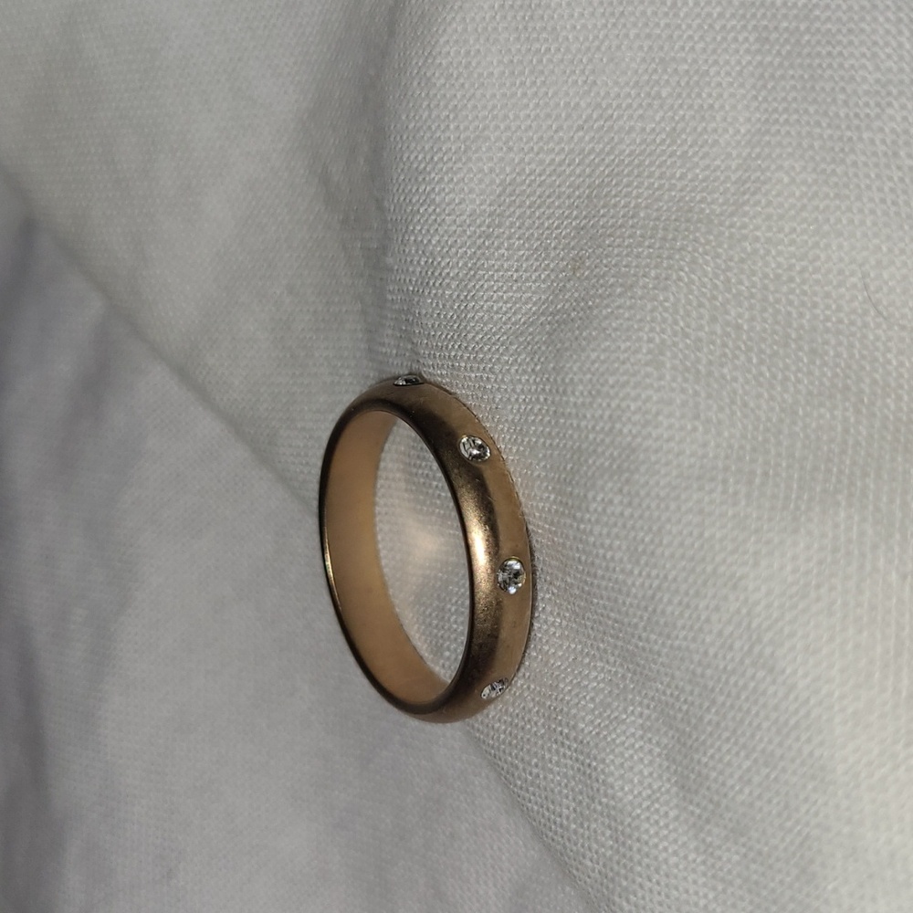 Small Gold toned and small diamond accented ring